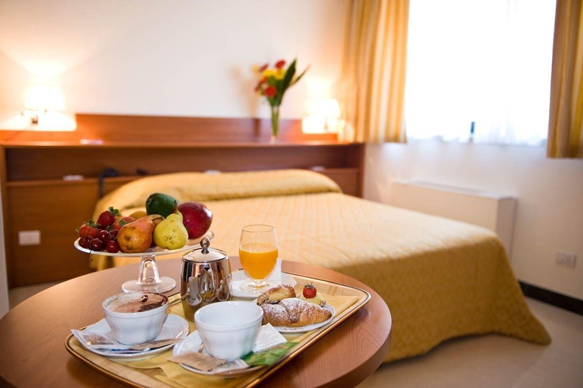 Hotel Residence Federiciano Valenzano Esterno foto