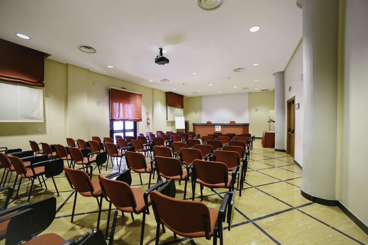 Hotel Residence Federiciano Valenzano Esterno foto
