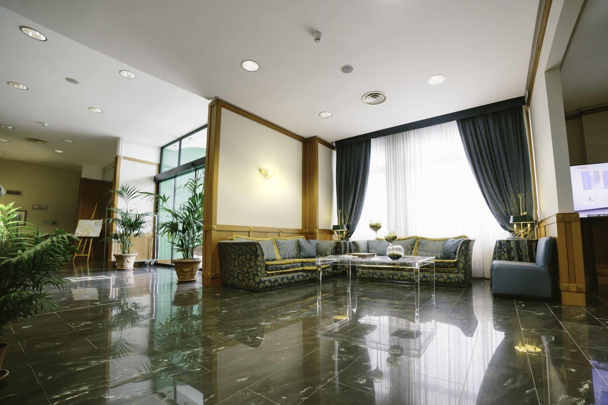 Hotel Residence Federiciano Valenzano Esterno foto