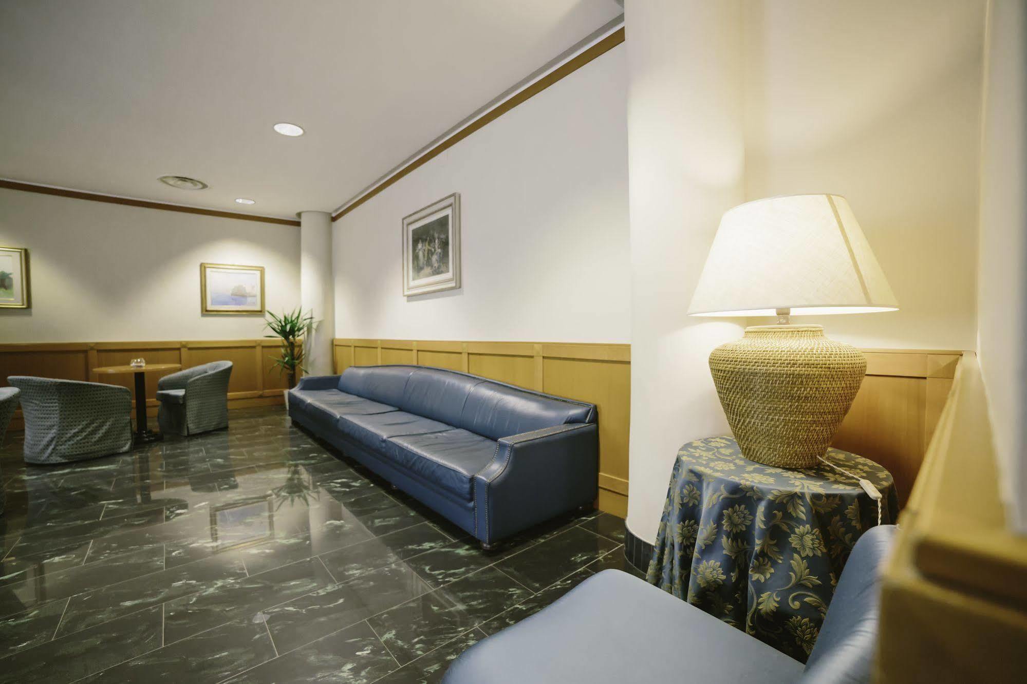 Hotel Residence Federiciano Valenzano Esterno foto